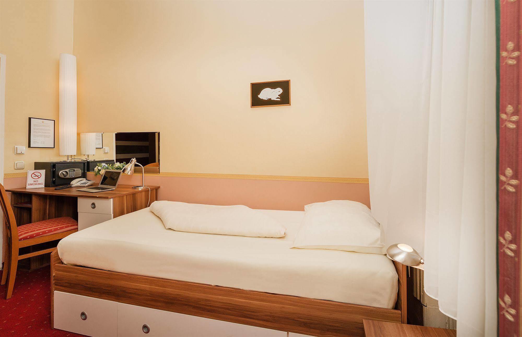 Resonanz Hotel 3*